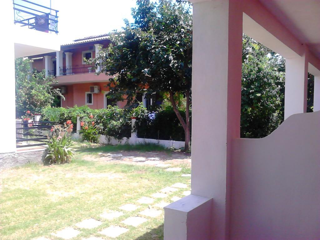 Hebes Studios Kavos Ngoại thất bức ảnh