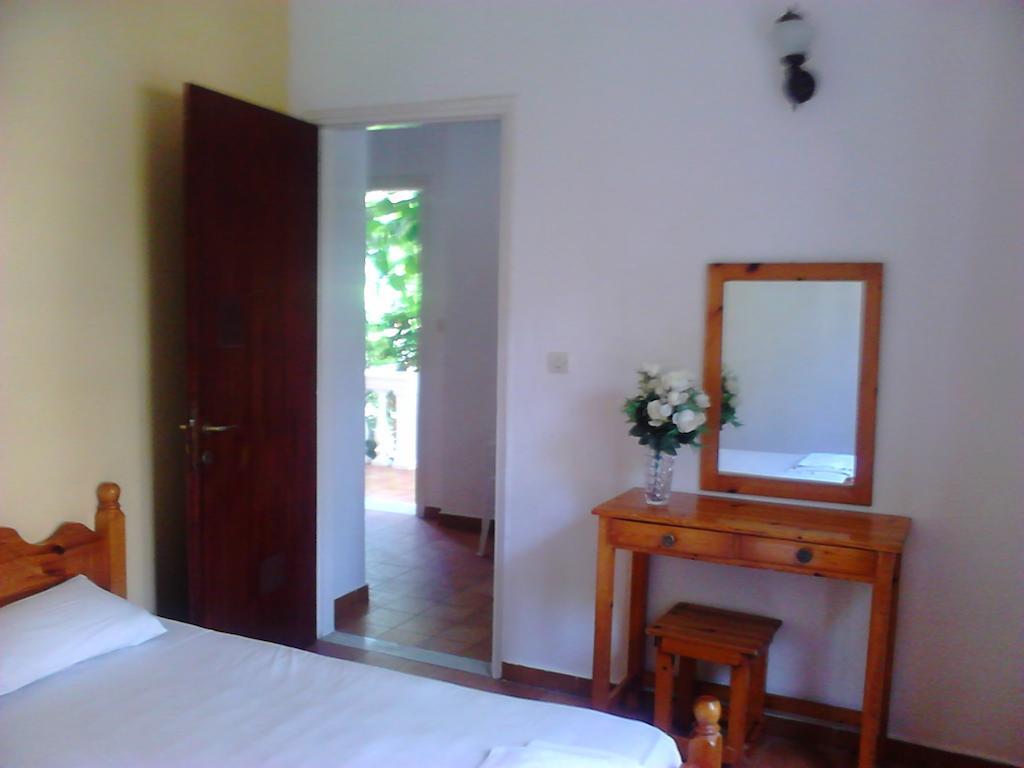 Hebes Studios Kavos Phòng bức ảnh